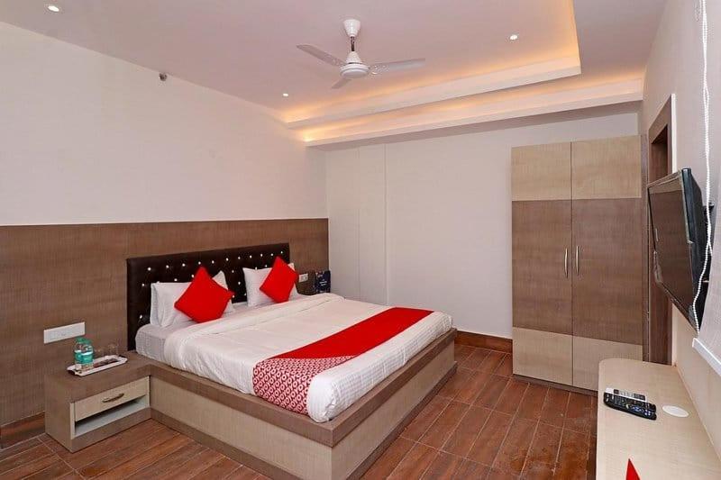 Narendra Guest House Kakarmatha Экстерьер фото
